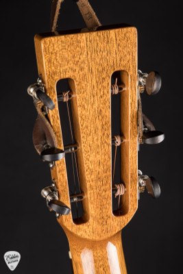 Froggy Bottom P12 Deluxe Acoustic Guitar in Koa