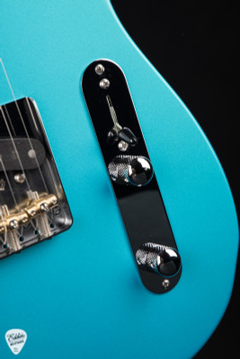 Suhr Eddie’s Guitars Exclusive Roasted Classic T Blue Chill