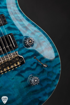 Paul Reed Smith Eddie’s Guitars Wood Library Studio Quilt Top/Stained Maple Neck/Brazilian FB Blue Matteo