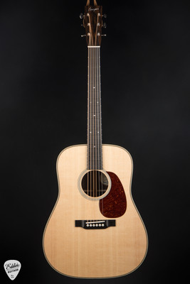 Bourgeois Professional Satin D Vintage Acoustic Guitar with Sitka Spruce and Indian Rosewood