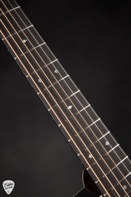 Bourgeois Professional Satin D Vintage Acoustic Guitar with Sitka Spruce and Indian Rosewood