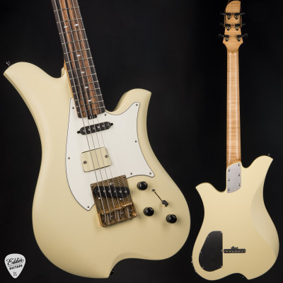Bacci Leonardo Dual Output Officina Electric Baritone Guitar in Butter White