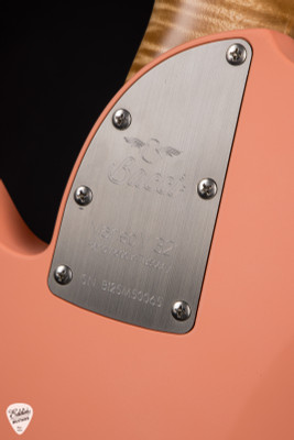 Bacci Marleo 5 String Electric Bass Guitar in Velvet Peach with Parato Waves