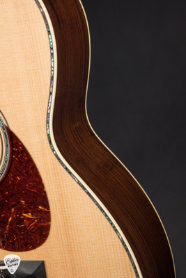 Collings 00 42 T Acoustic Guitar with Old Growth Sitka Spruce and Indian Rosewood