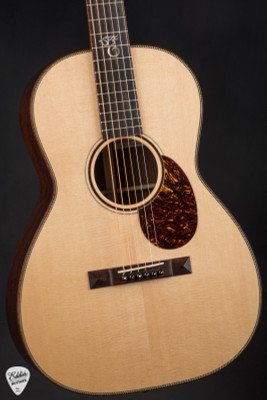 Santa Cruz OO Custom Acoustic Guitar with Sitka Spruce and Cocobolo