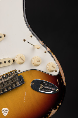 Fender Custom Shop Special Run 1969 Stratocaster Heavy Relic Aged Target 3 Tone Sunburst