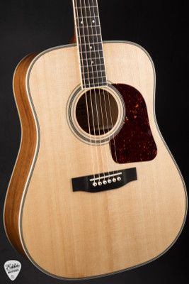 Gallagher Doc Watson Acoustic Guitar with Sitka Spruce and Mahogany