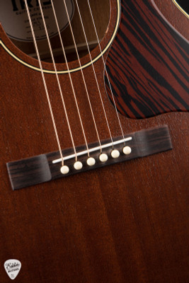 Iris MS-00 12 Fret Distressed – Mahogany