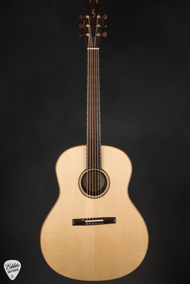 R Robinson Model 24 Acoustic Guitar with Sitka Spruce and Mahogany