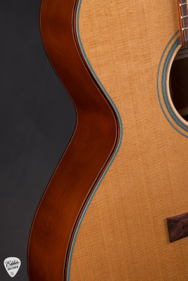 2024 Santa Cruz Fingerstyle Custom Acoustic Guitar with Western Red Cedar and Ancient Kauri