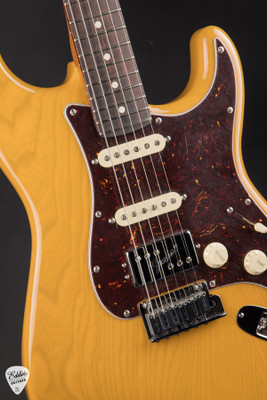 2025 Fender Mod Shop Electric Guitar Stratocaster Butterscotch Blonde