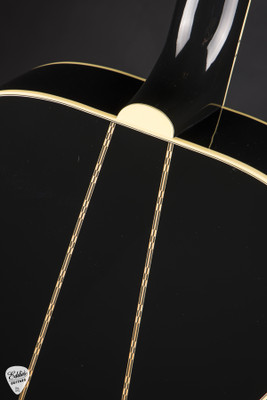 Gibson Elvis Acoustic Guitar SJ-200 Ebony