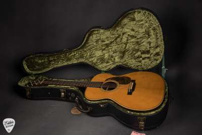 2024 – Pre-War 000 Acoustic Guitar with Adirondack Spruce & Old Growth Indian Rosewood