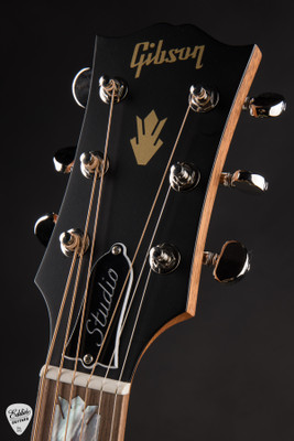 Gibson Acoustic Guitar SJ200 Studio Walnut Antique Natural Serial Number 22475065