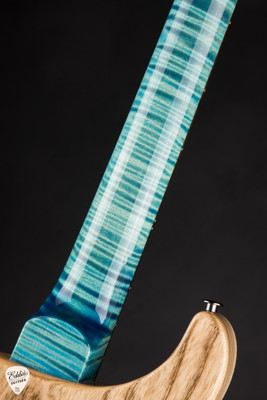 Paul Reed Smith Electric Guitar Eddie’s Guitars Wood Library Studio Swamp Ash and Brazilian Aquableux