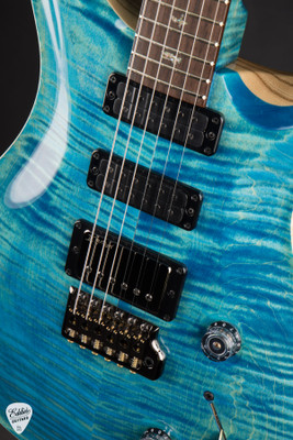 Paul Reed Smith Electric Guitar Eddie’s Guitars Wood Library Studio Swamp Ash and Brazilian Aquableux