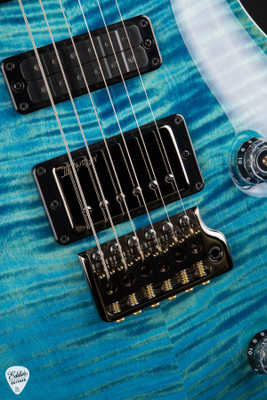 Paul Reed Smith Electric Guitar Eddie’s Guitars Wood Library Studio Swamp Ash and Brazilian Aquableux