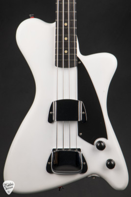 2022 - Guttlin Duchess Bass - Artic White Matt