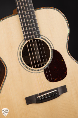 2022 – Froggy Bottom H14 Limited Acoustic Guitar with Adirondack Spruce & Madagascar Rosewood