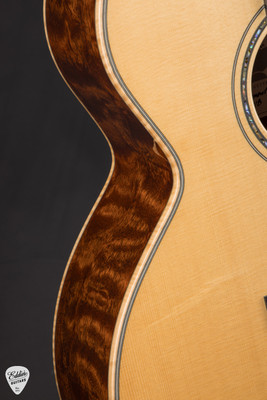 2018 – Froggy Bottom Model K Deluxe Acoustic Guitar with 1876 German Spruce & The Tree Mahogany