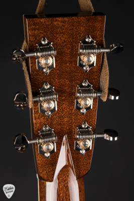Collings D-42A T – Adirondack Spruce & Indian Rosewood Acoustic Guitar in Sunburst