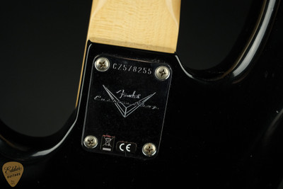 Fender Custom Shop 66 Jazz Bass Journeyman Relic - Aged Black