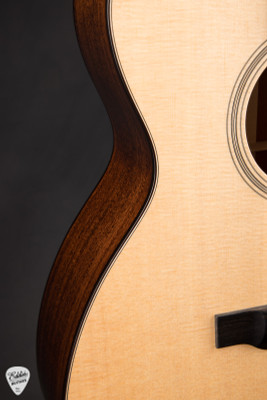 Bourgeois OM Country Boy Professional Series Satin Acoustic Guitar with Sitka Spruce & Mahogany