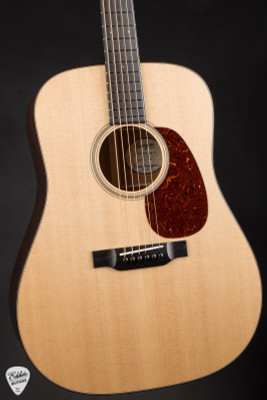 Bourgeois D Country Boy Professional Series Satin Acoustic Guitar with Sitka Spruce & Mahogany