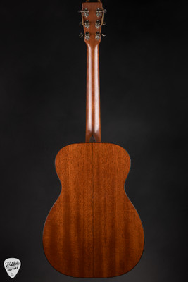 2010 Martin 0018V Sitka Spruce and Honduran Mahogany Acoustic Guitar