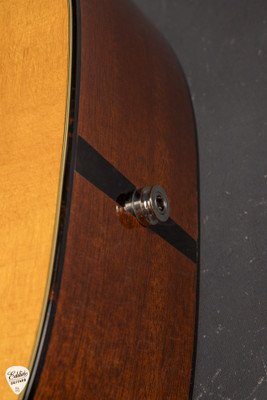 2010 Martin 0018V Sitka Spruce and Honduran Mahogany Acoustic Guitar