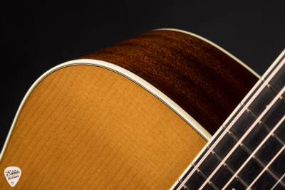 2021 – Santa Cruz D Prewar Custom – Adirondack Spruce & Cuban Mahogany Acoustic Guitar