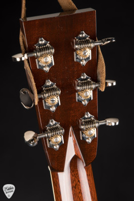 2007 – Collings CW BaaaA – Adirondack Spruce & Brazilian Rosewood Acoustic Guitar