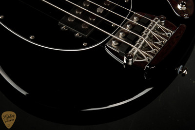 2024 - Ernie Ball Music Man Retro 70's StingRay - Black