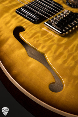 Paul Reed Smith Eddie’s Guitars Wood Library Custom 24 Semi-Hollow Korina/Ziricote Livingston Lemondrop electric guitar
