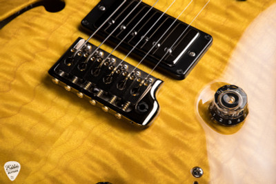Paul Reed Smith Eddie’s Guitars Wood Library Custom 24 Semi-Hollow Korina/Ziricote Livingston Lemondrop electric guitar