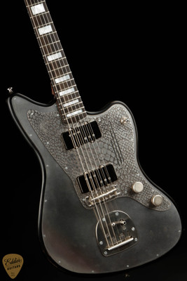 James Trussart Steelmaster - Antique Silver Snake Skin Engraved Black/NAMM Instrument