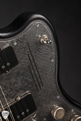 James Trussart Steelmaster - Antique Silver Snake Skin Engraved Black/NAMM Instrument