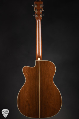 2008 – Martin OMC-28M LJ Lawrence Juber #168 – Adirondack Spruce & Madagascar Rosewood Acoustic Guitar