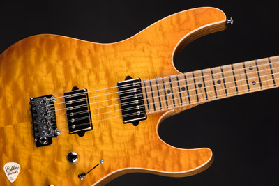 ギター Suhr Standard Quilt Maple Honey Burst Suhr Modern Quilt Roasted - Honey Amber Burst - Eddie's Guitars