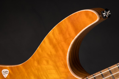 ギター Suhr Standard Quilt Maple Honey Burst Suhr Modern Quilt Roasted - Honey Amber Burst - Eddie's Guitars