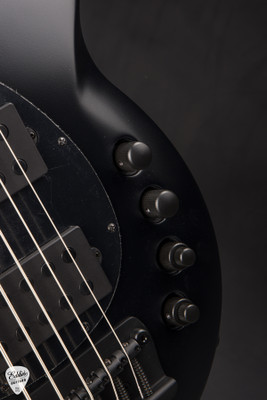 Ernie Ball Music Man Bongo 6 HH - Stealth Black bass guitar