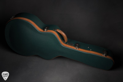 Case for Bryan Galloup G6.C Acoustic Guitar with Italian Spruce & Brazilian Rosewood