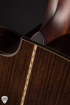 Bourgeois OMCE Soloist Downeast Series Acoustic Guitar with Aged Tone Sitka Spruce & Indian Rosewood