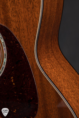 Collings 0001 Mh Acoustic Guitar with Honduran Mahogany