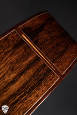 Roggero RGo-M Acoustic Guitar with Italian Spruce & Madagascar Rosewood