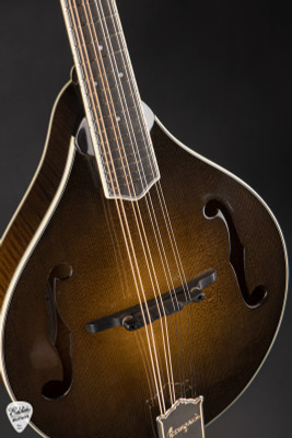 Bourgeois M5-A Sunburst Mandolin with Aged Tone Adirondack Spruce & Aged Tone Maple