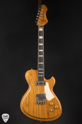 Novo Solus F2 Amber electric guitar