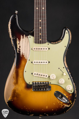 Fender Custom Shop Limited Edition Masterbuilt John Frusciante Stratocaster 3-Color Sunburst electric guitar