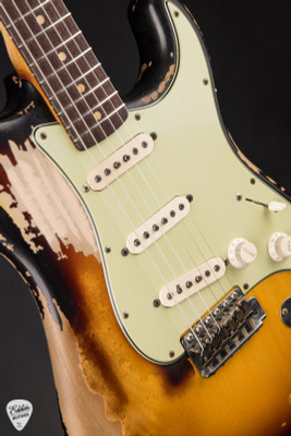 Fender Custom Shop Limited Edition Masterbuilt John Frusciante Stratocaster 3-Color Sunburst electric guitar