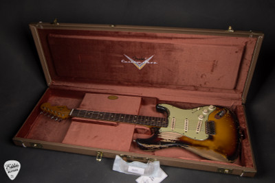 Fender Custom Shop Limited Edition Masterbuilt John Frusciante Stratocaster 3-Color Sunburst electric guitar
